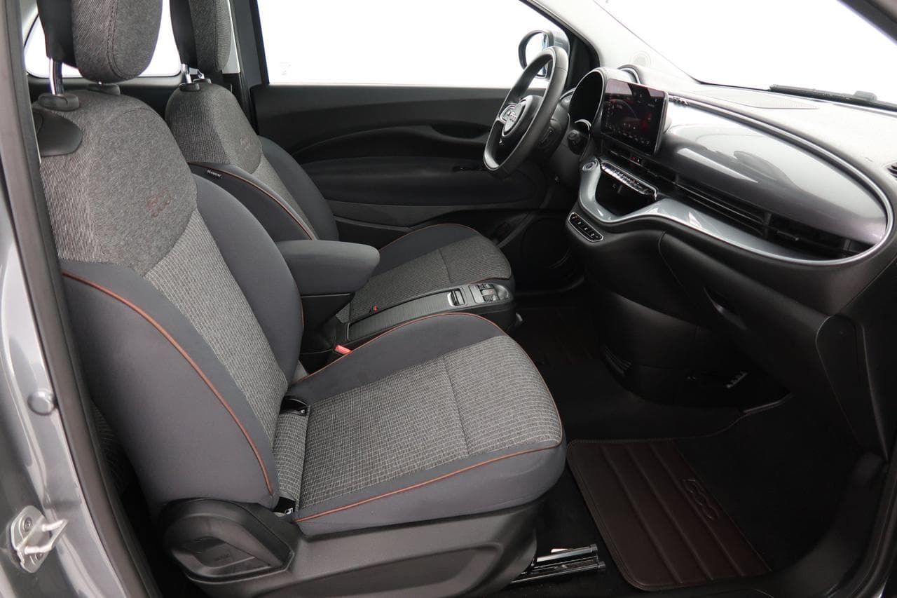 2021 Fiat 500e - 22