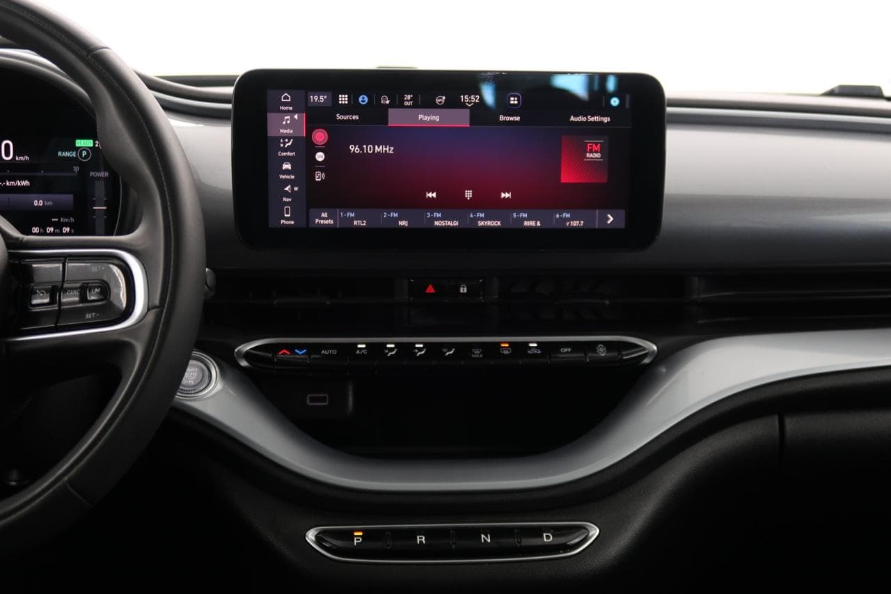 2021 Fiat 500e - 39