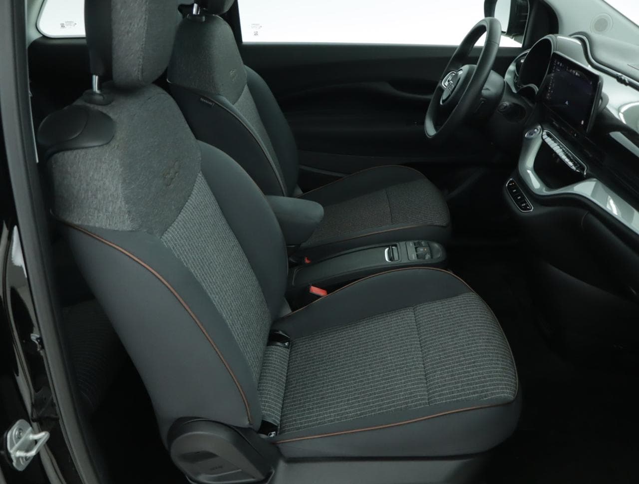 2021 Fiat 500e - 24