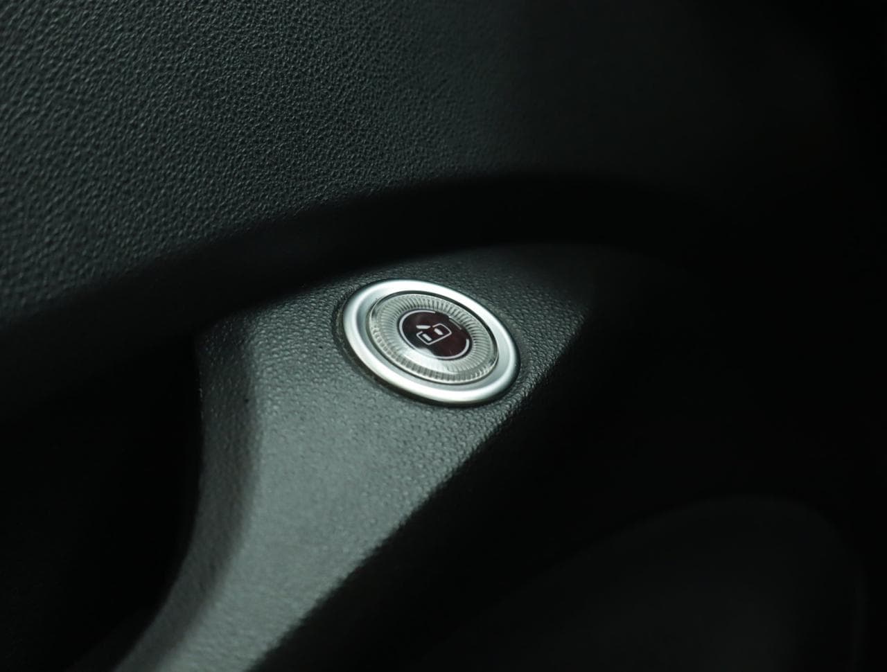2023 Fiat 500e - 45