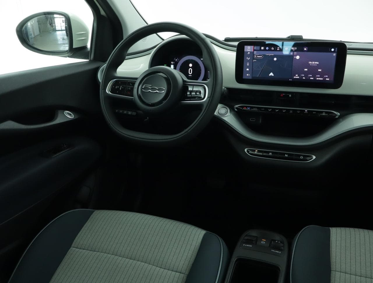 2021 Fiat 500e - 9