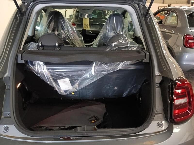 2022 Fiat 500e - 8