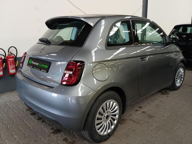 2022 Fiat 500e - 3