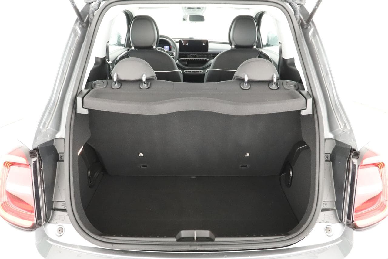 2024 Fiat 500e - 17