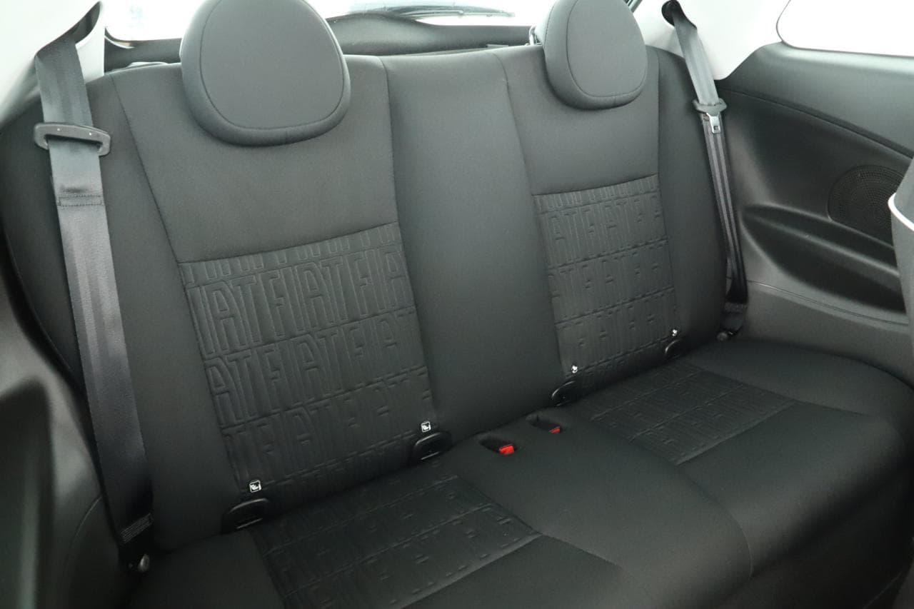 2024 Fiat 500e - 11