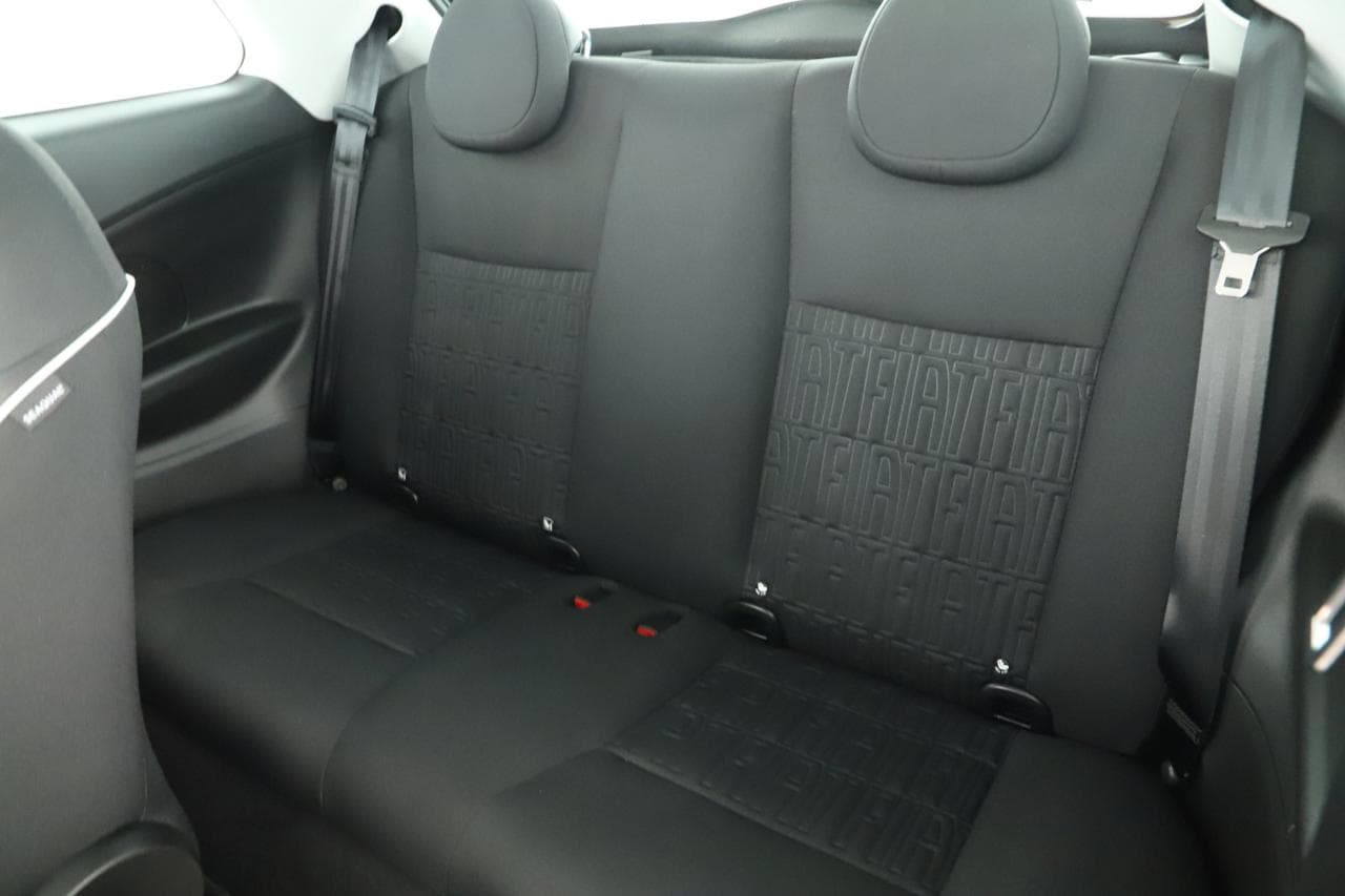 2024 Fiat 500e - 12