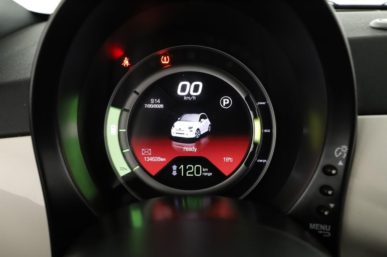 2015 Fiat 500e - 15