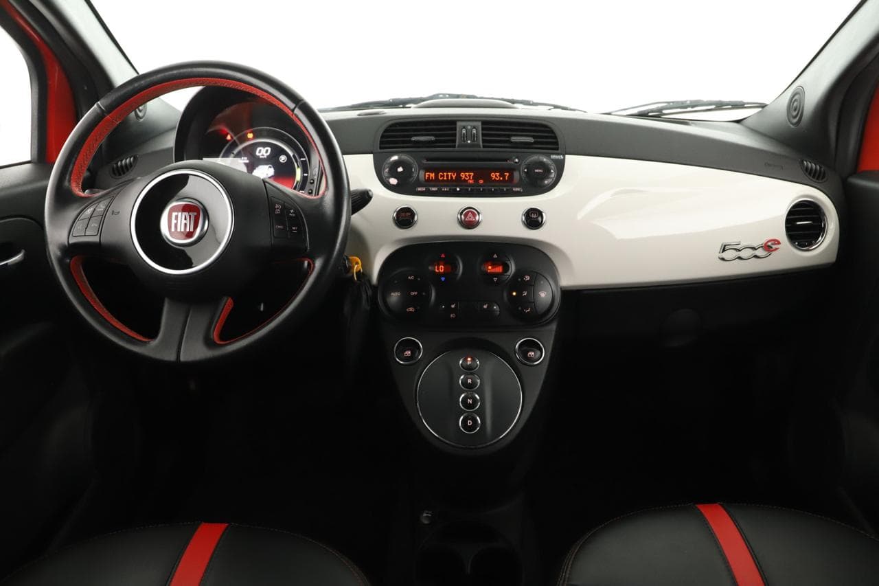 2015 Fiat 500e - 9