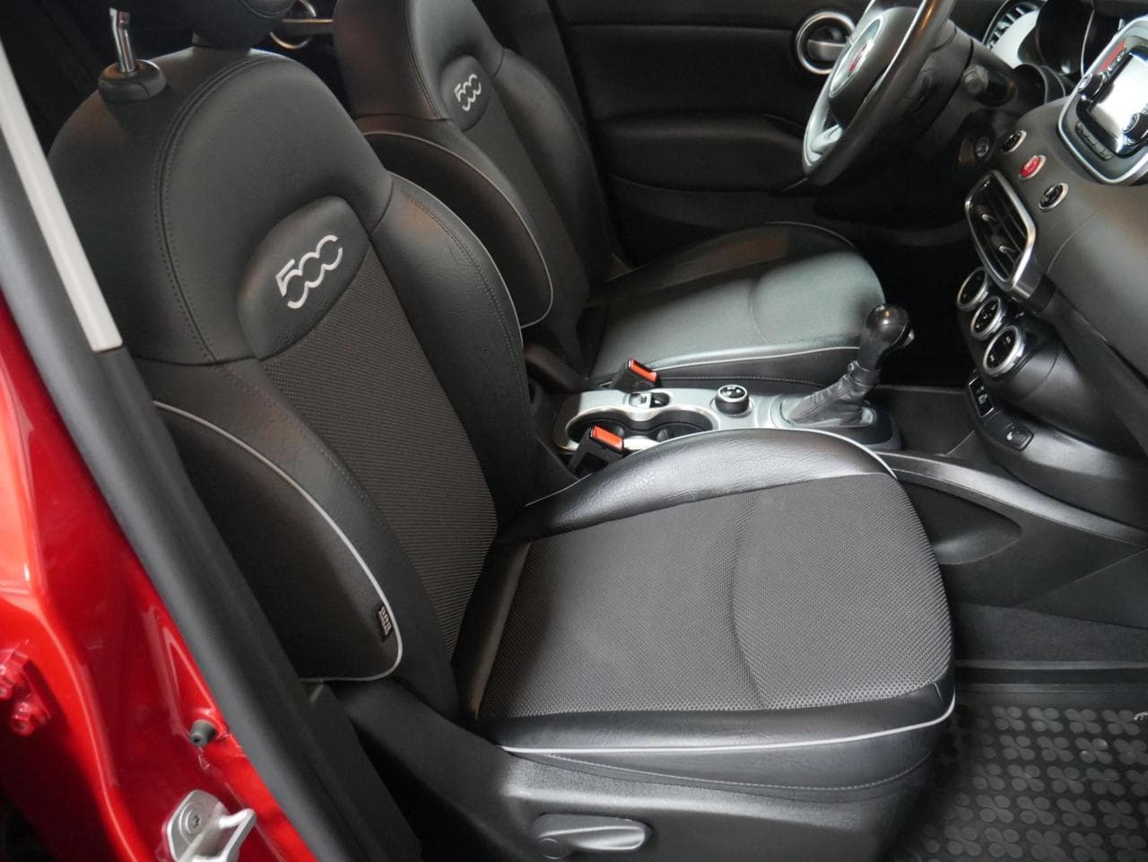 2017 Fiat 500X - 12