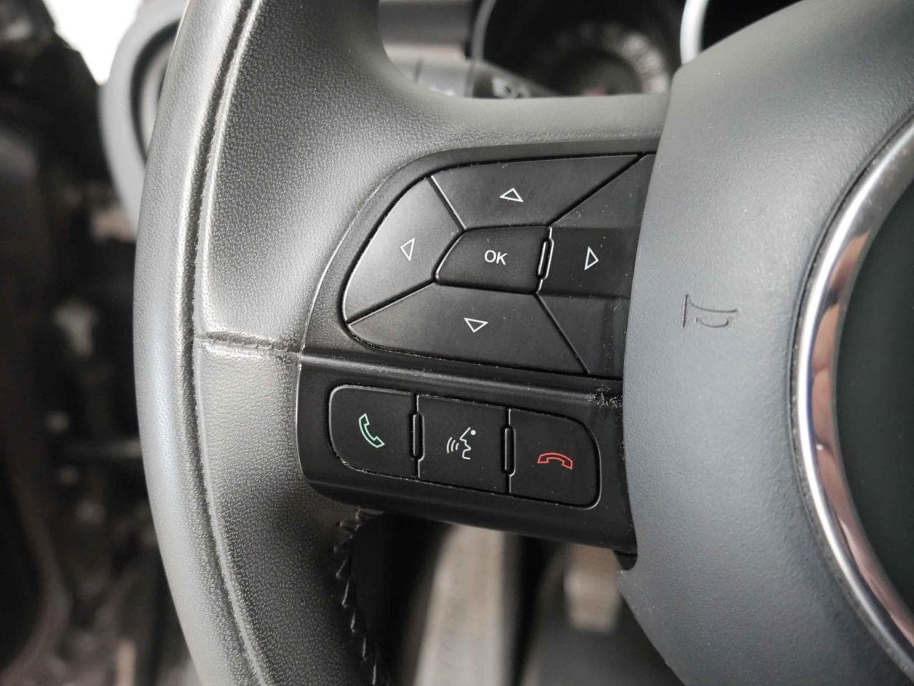 2015 Fiat 500X - 29