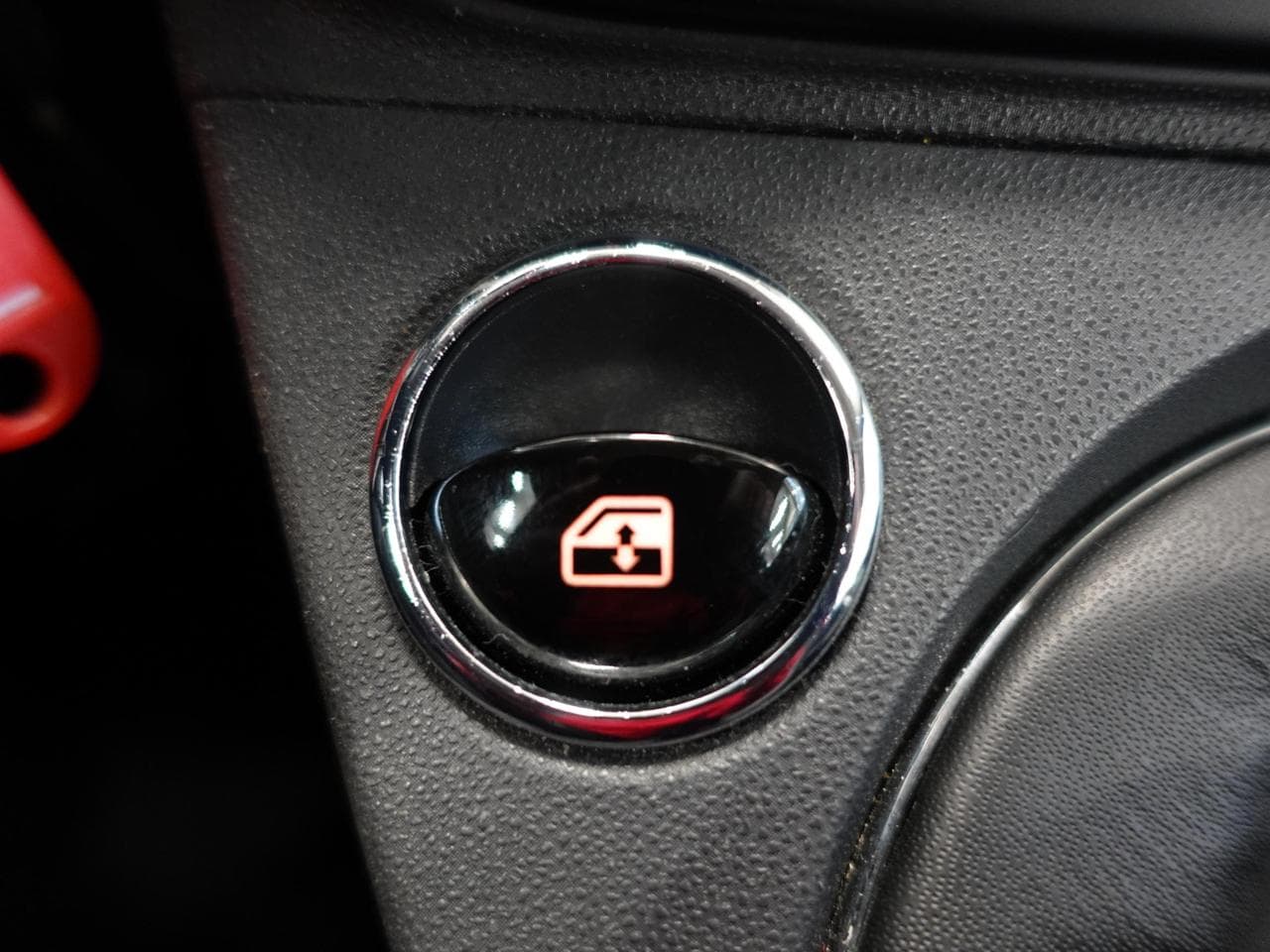 2016 Fiat 500 - 32