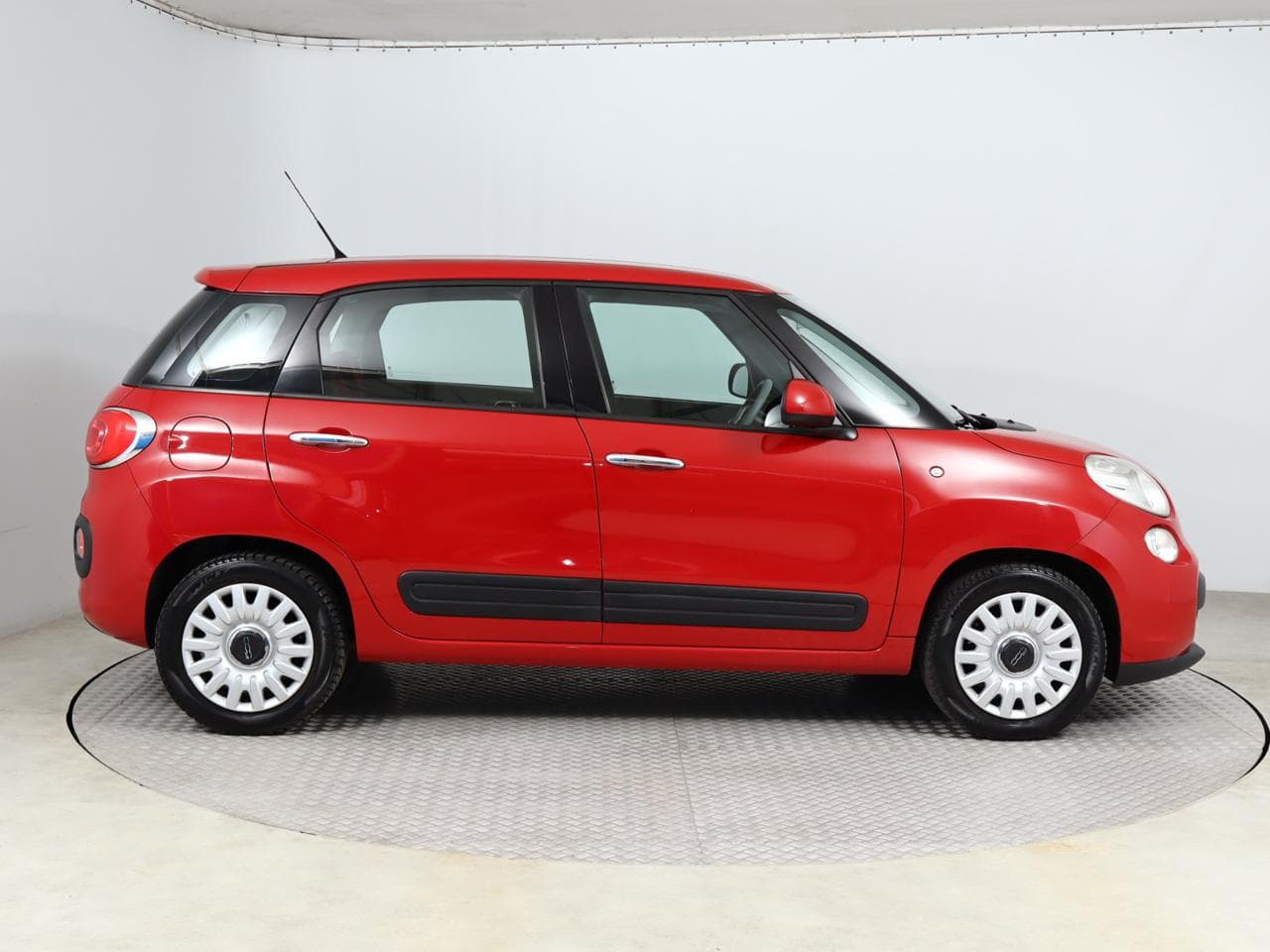 2014 Fiat 500l - 15