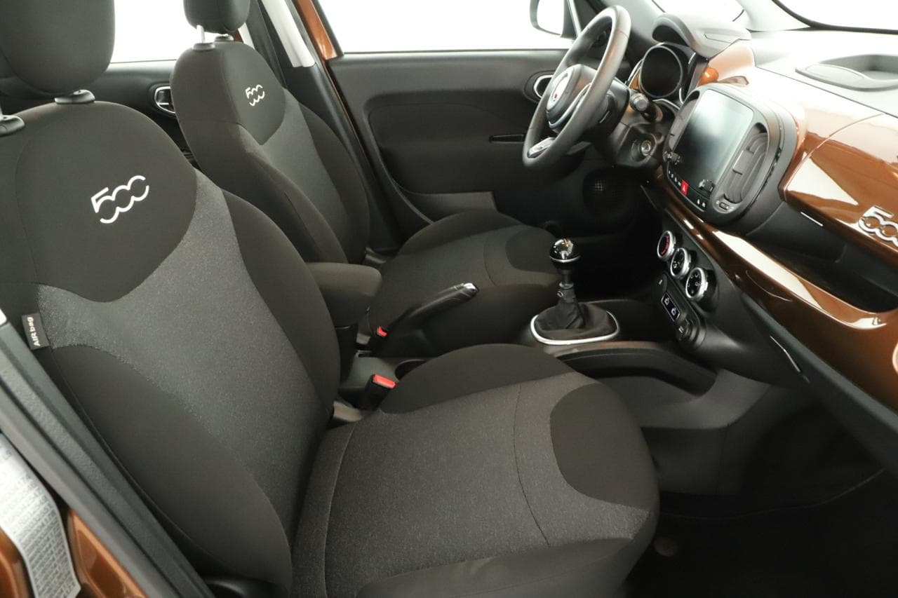 2020 Fiat 500L - 10