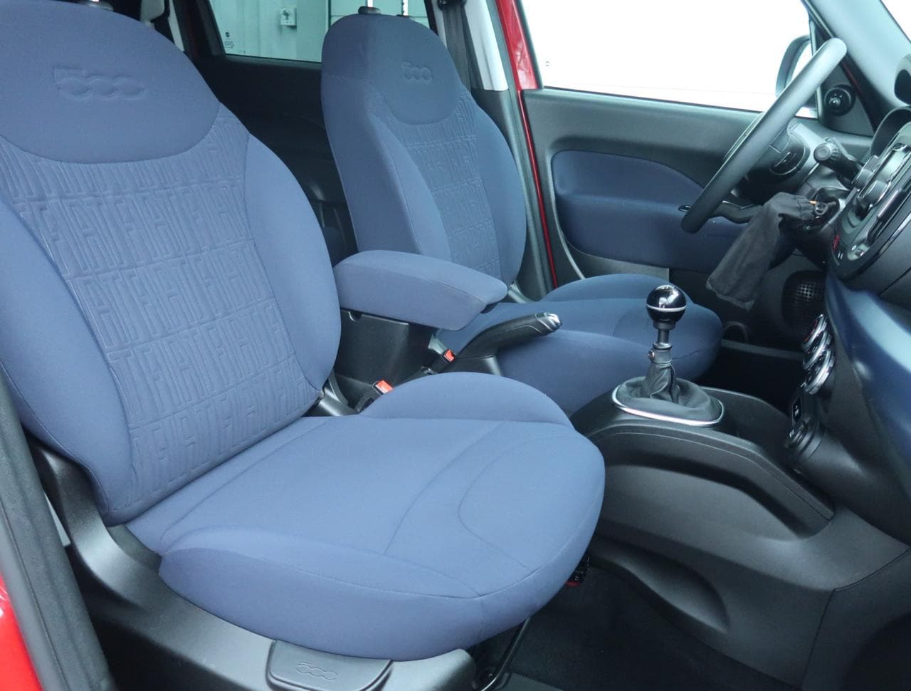 2021 Fiat 500L - 12
