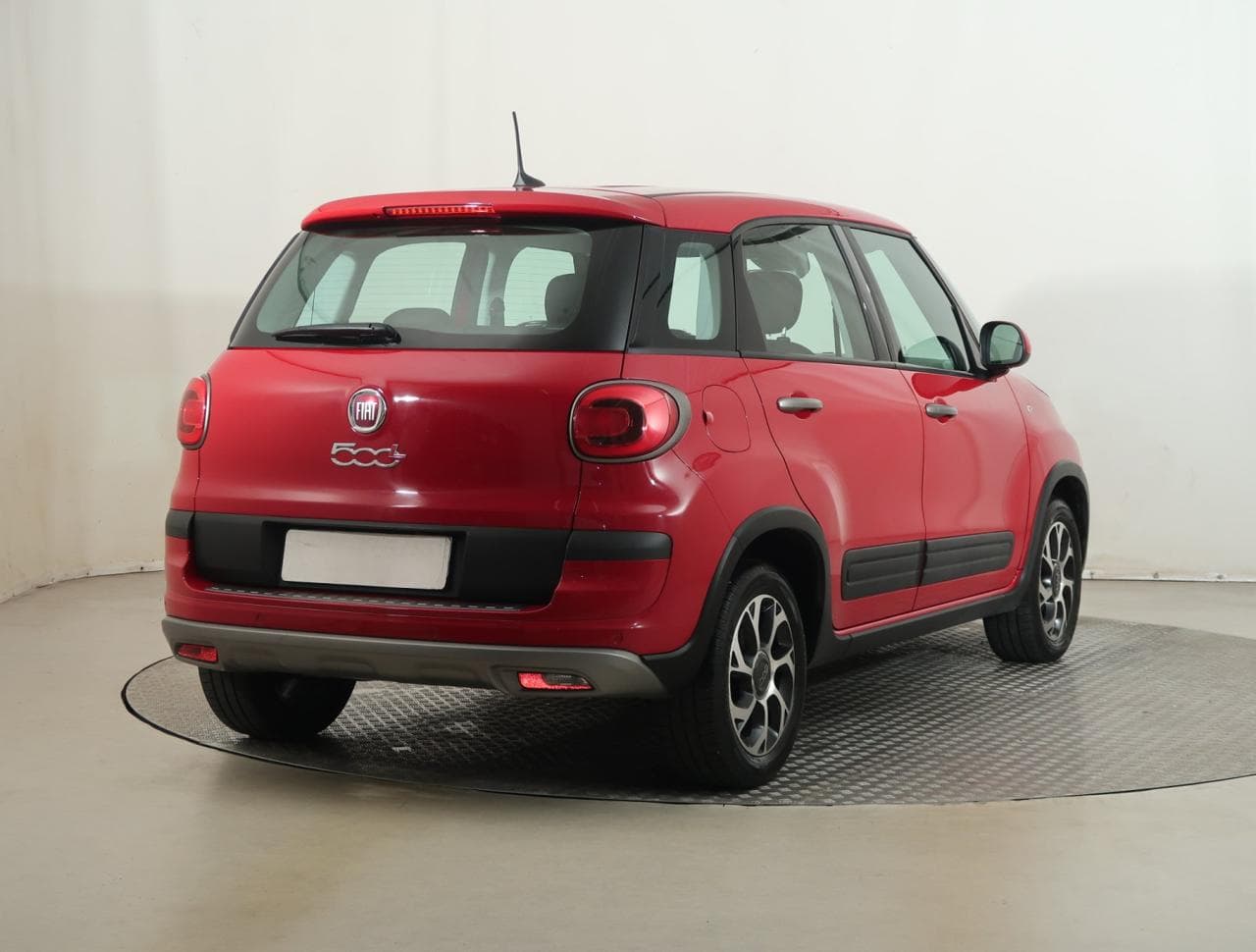 2021 Fiat 500L - 8