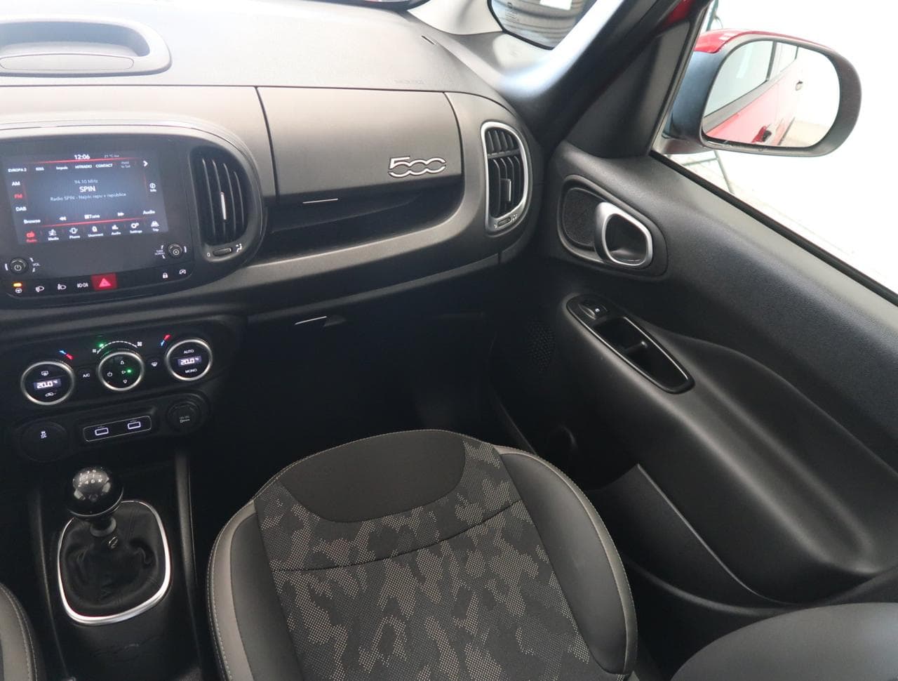 2021 Fiat 500L - 16