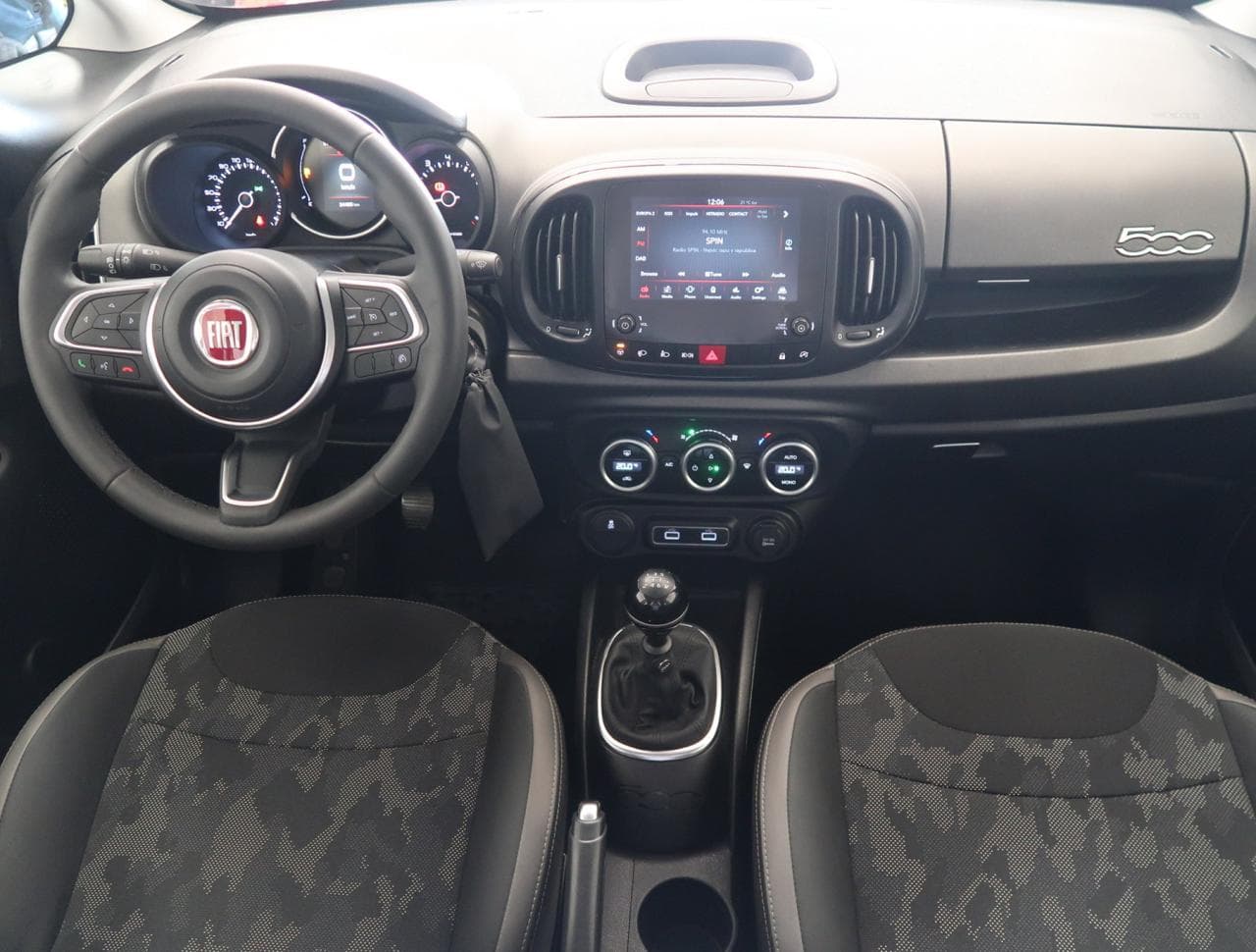 2021 Fiat 500L - 14