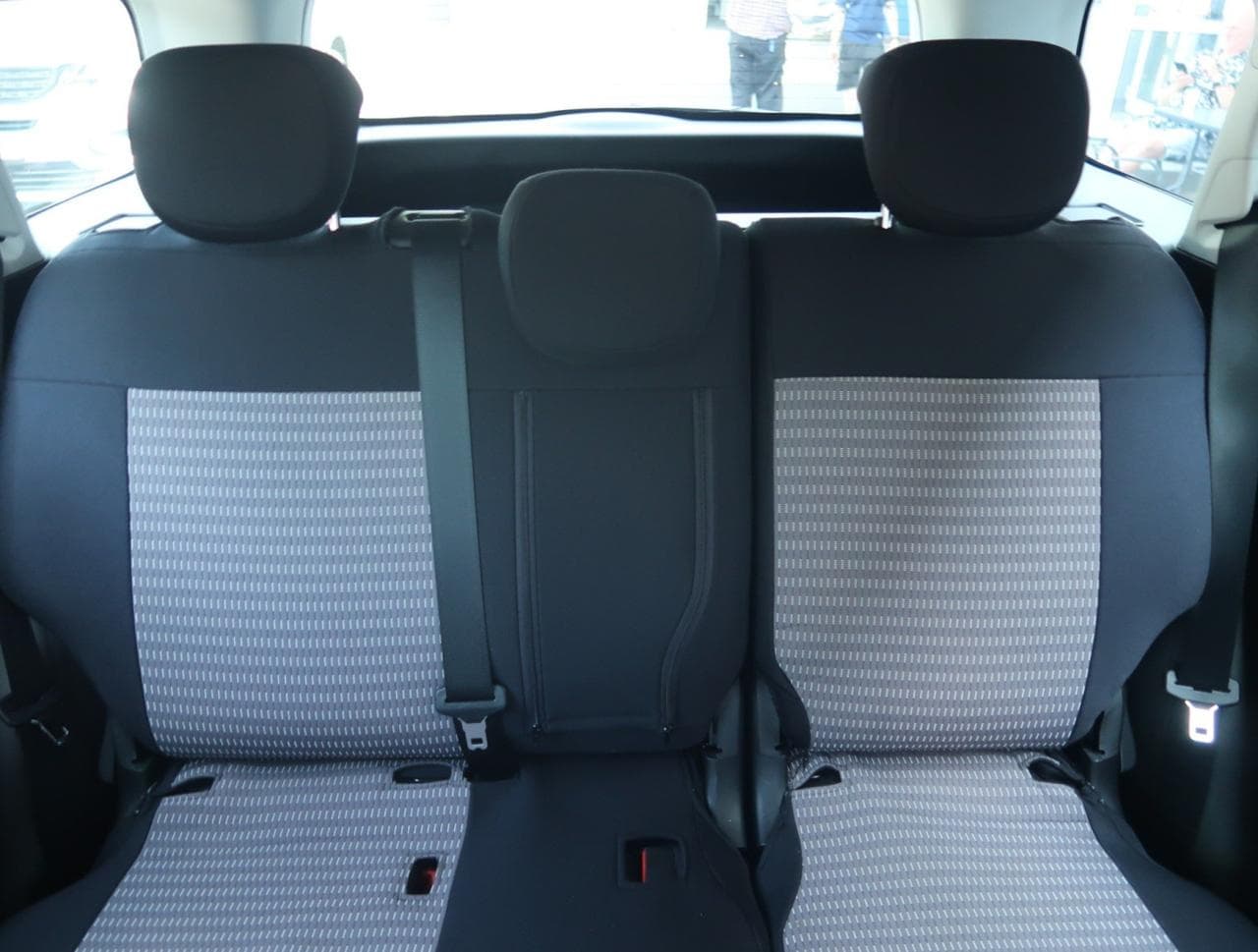 2015 Fiat 500L - 24