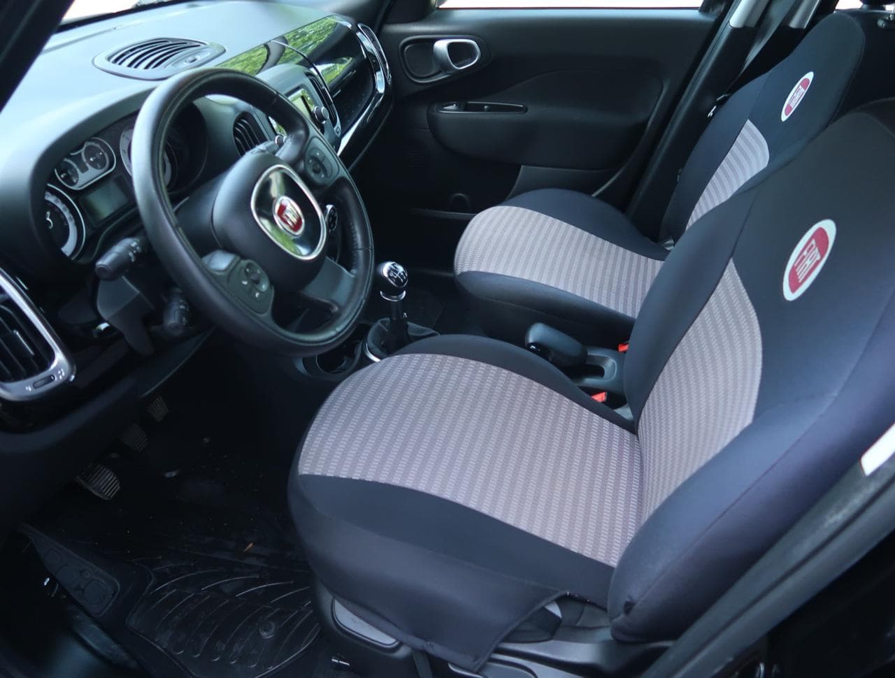 2015 Fiat 500L - 28