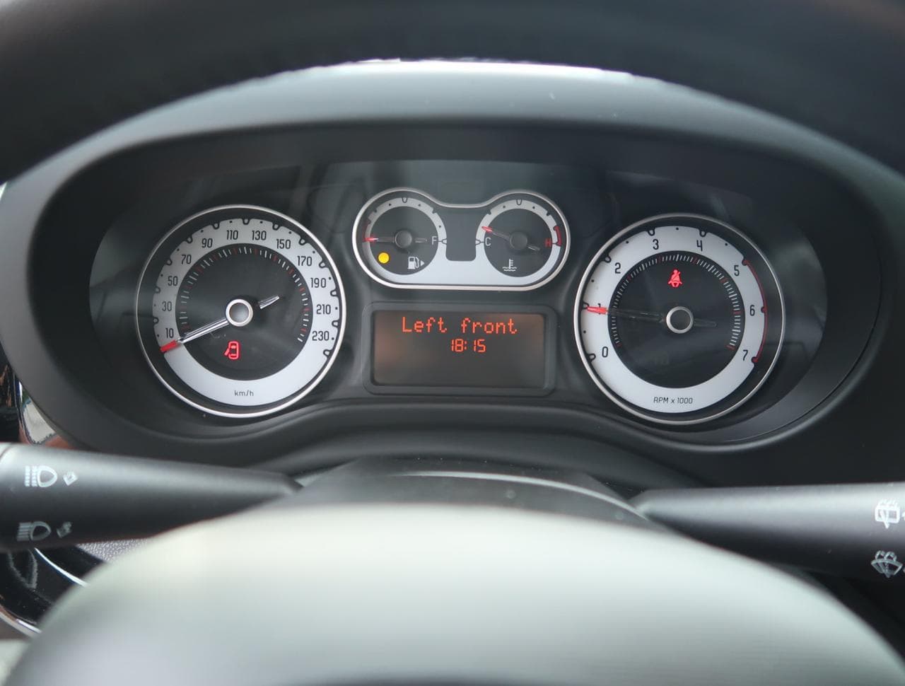 2015 Fiat 500L - 30
