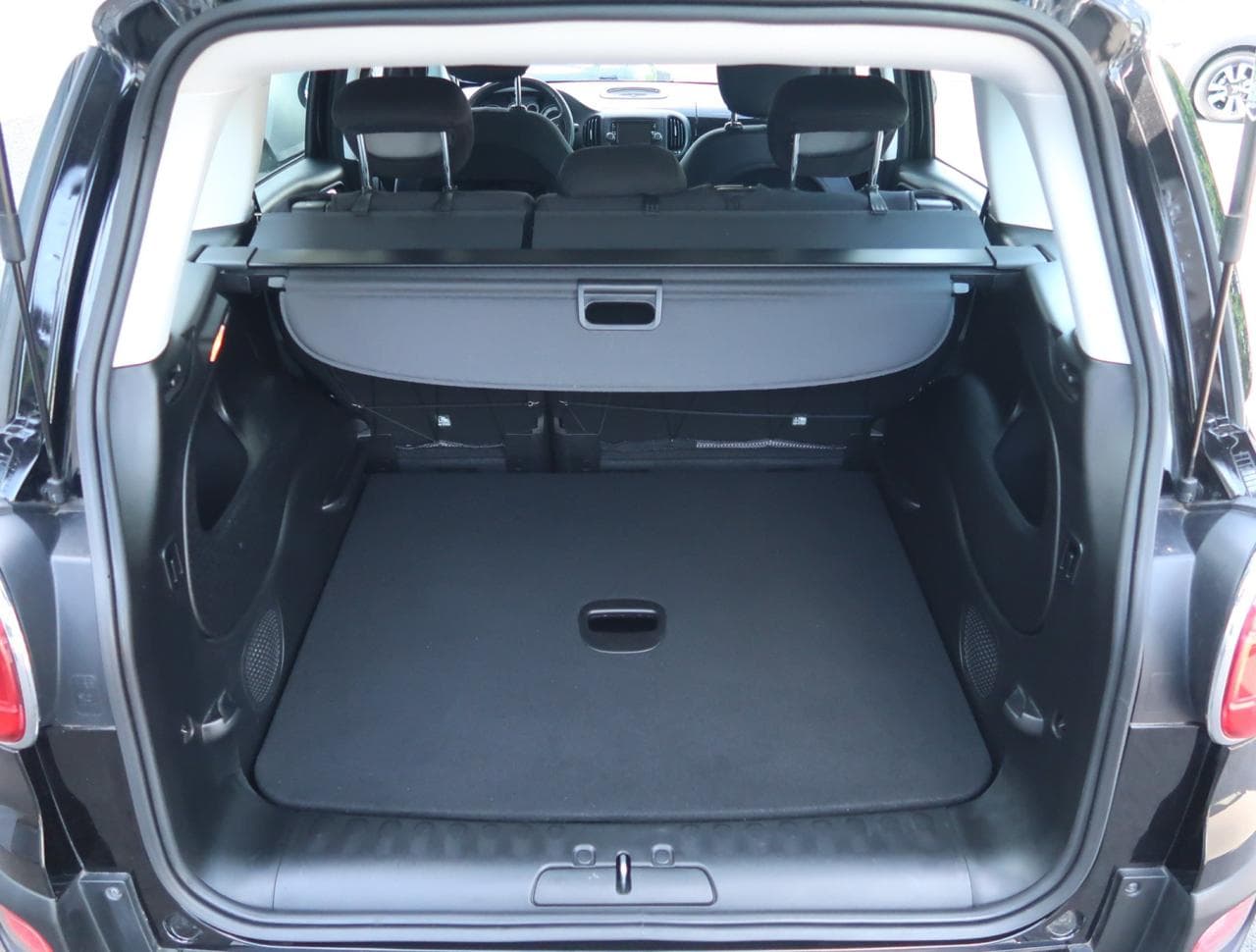 2015 Fiat 500L - 34