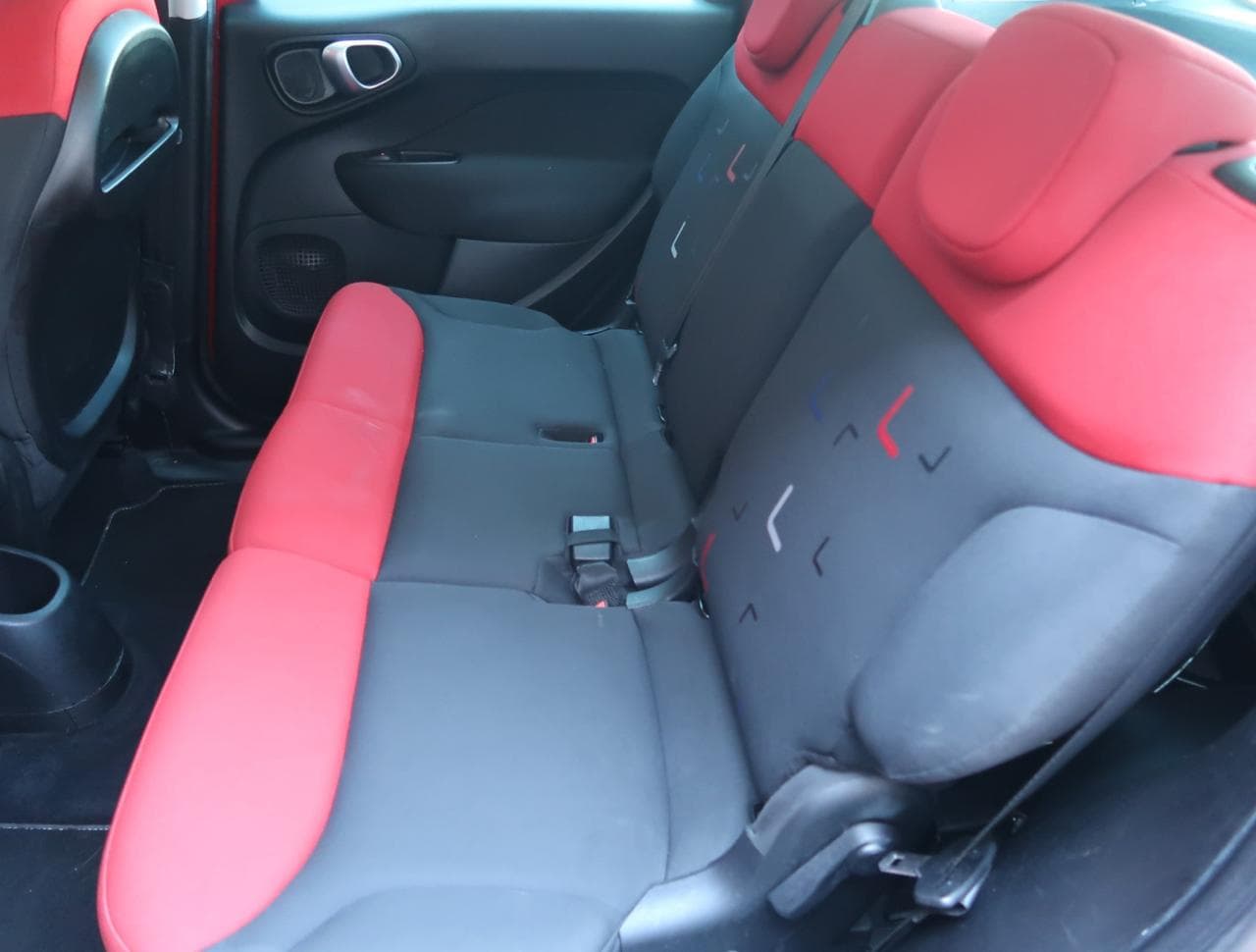 2016 Fiat 500L - 29