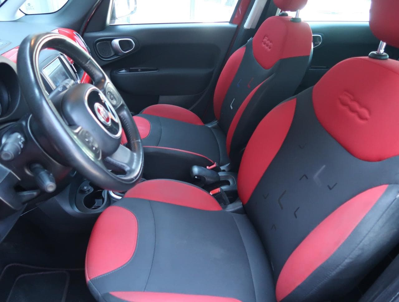 2016 Fiat 500L - 30