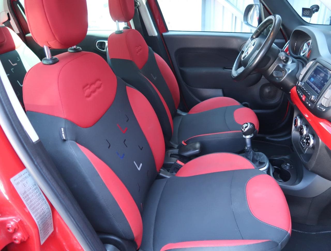 2016 Fiat 500L - 23