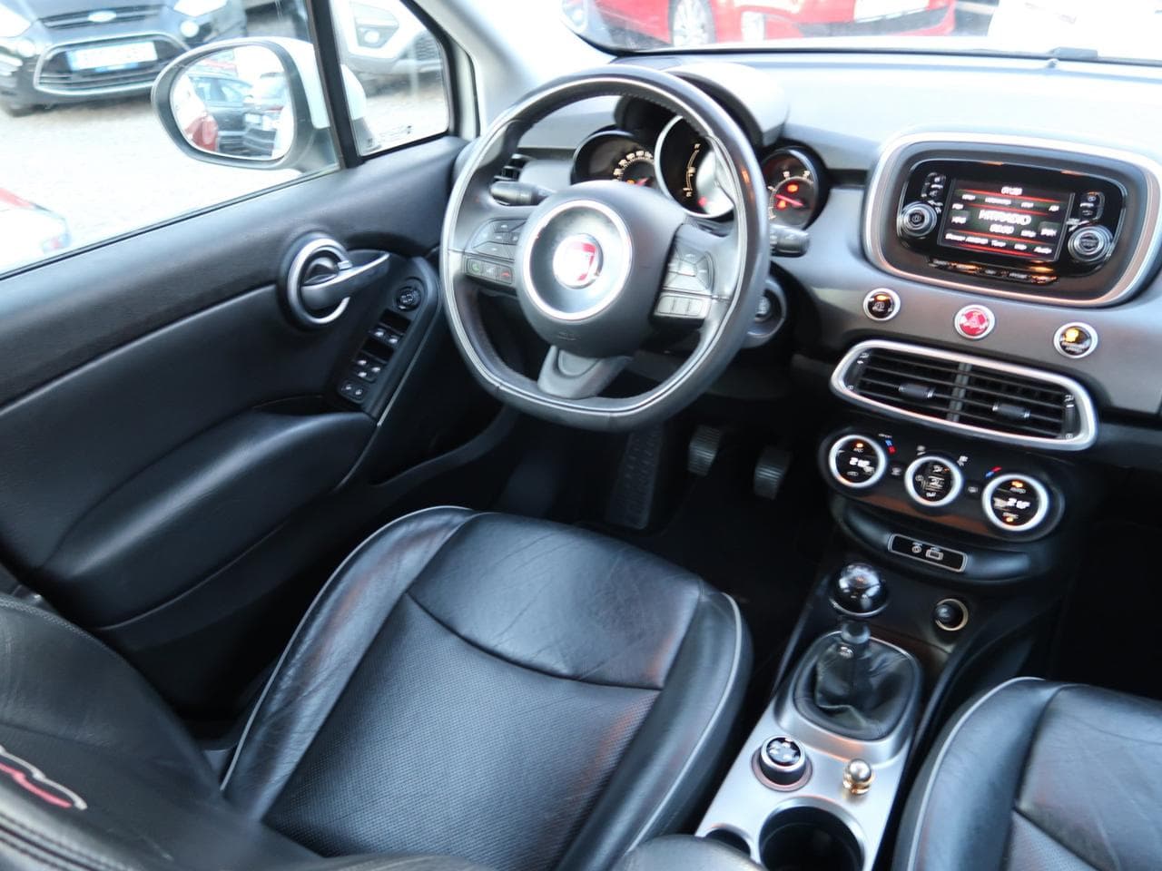 2016 Fiat 500x - 17