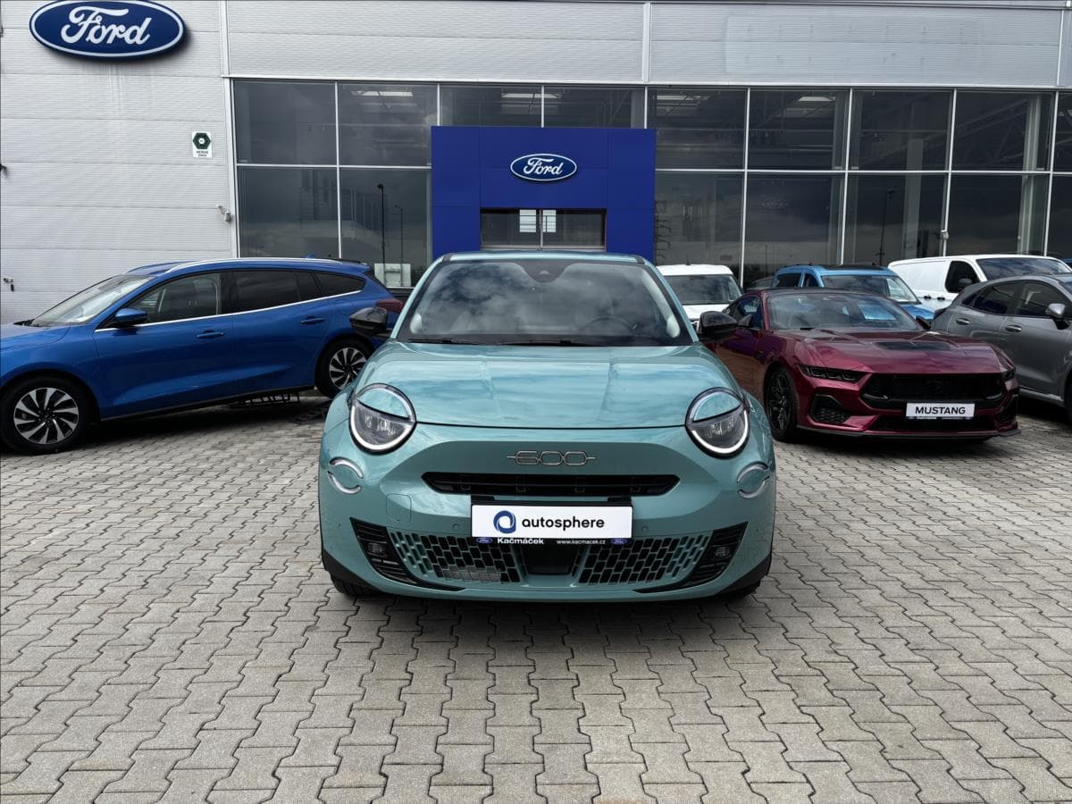 2025 Fiat 600 - 9