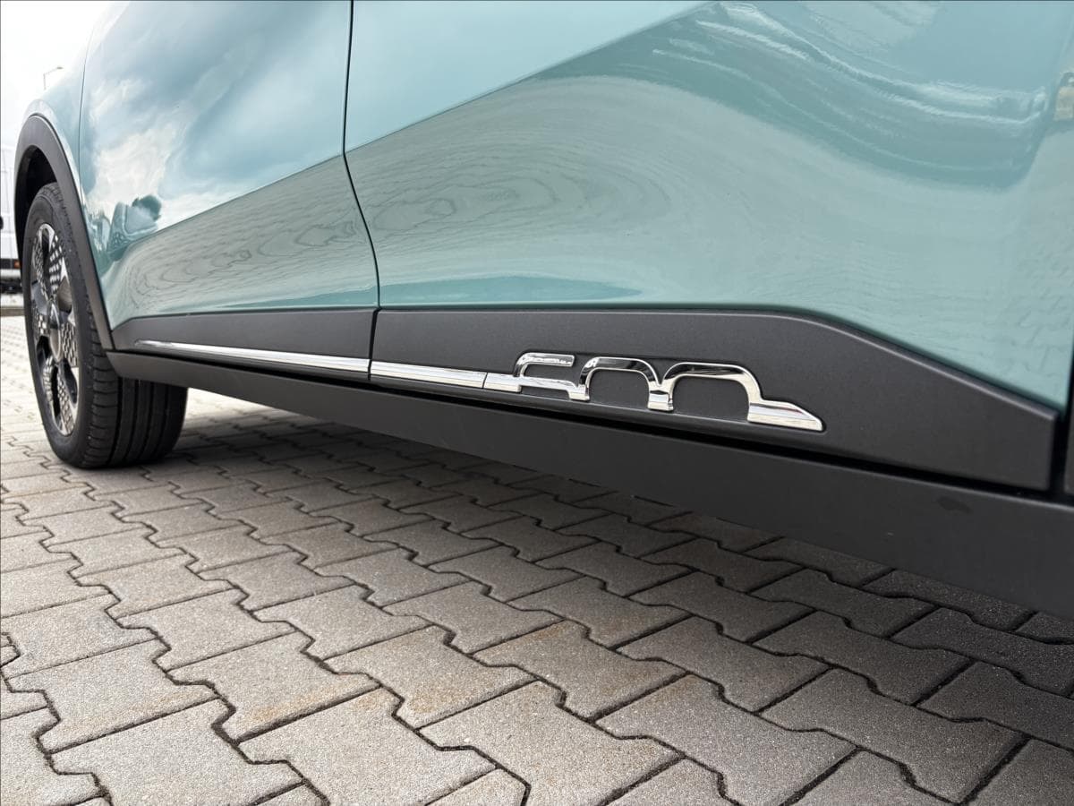 2025 Fiat 600 - 16