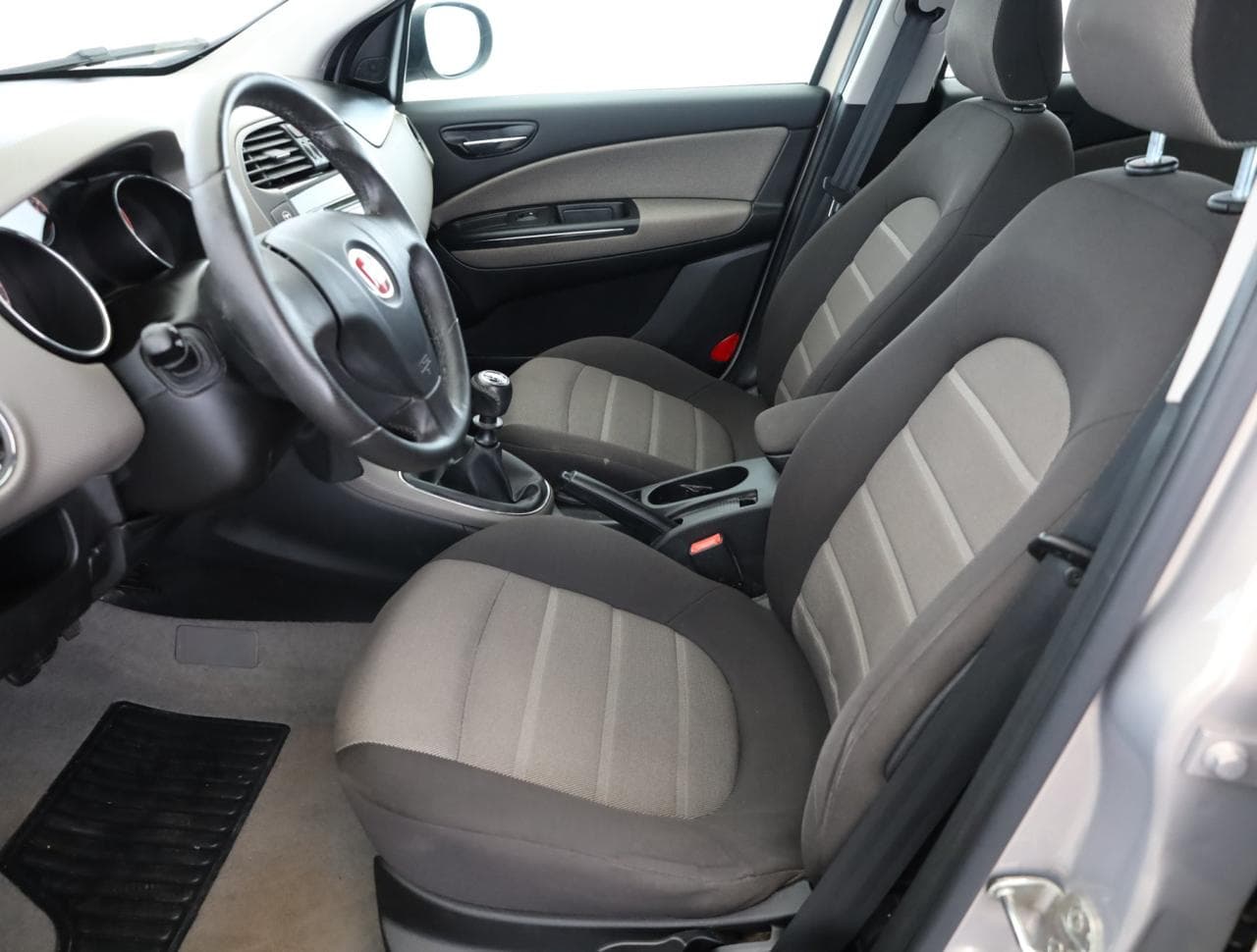 2011 Fiat BRAVO - 13