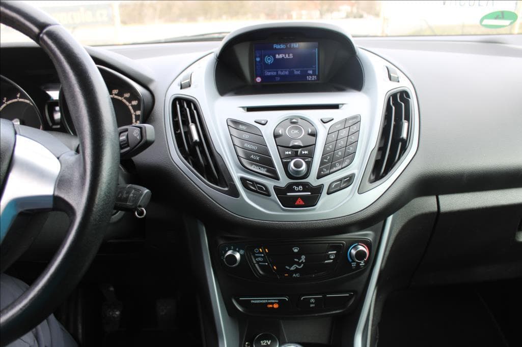 2015 Ford B-Max - 16