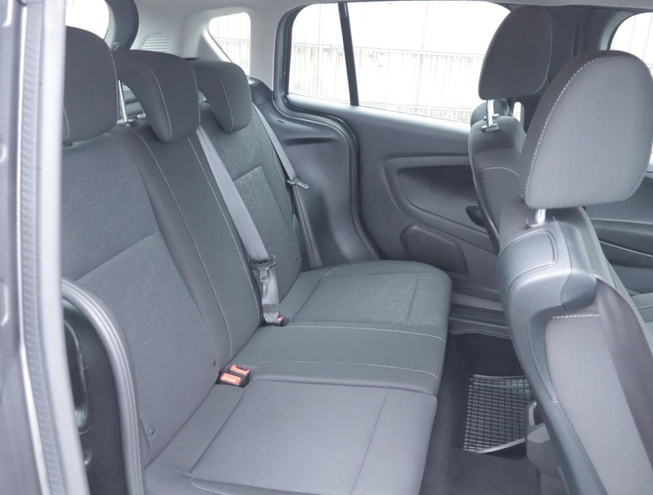 2016 Ford B-Max - 13