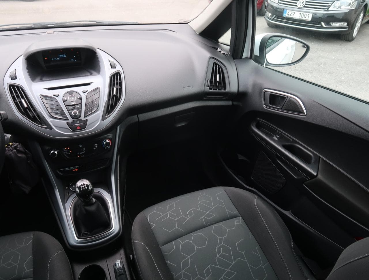 2015 Ford B-MAX - 11