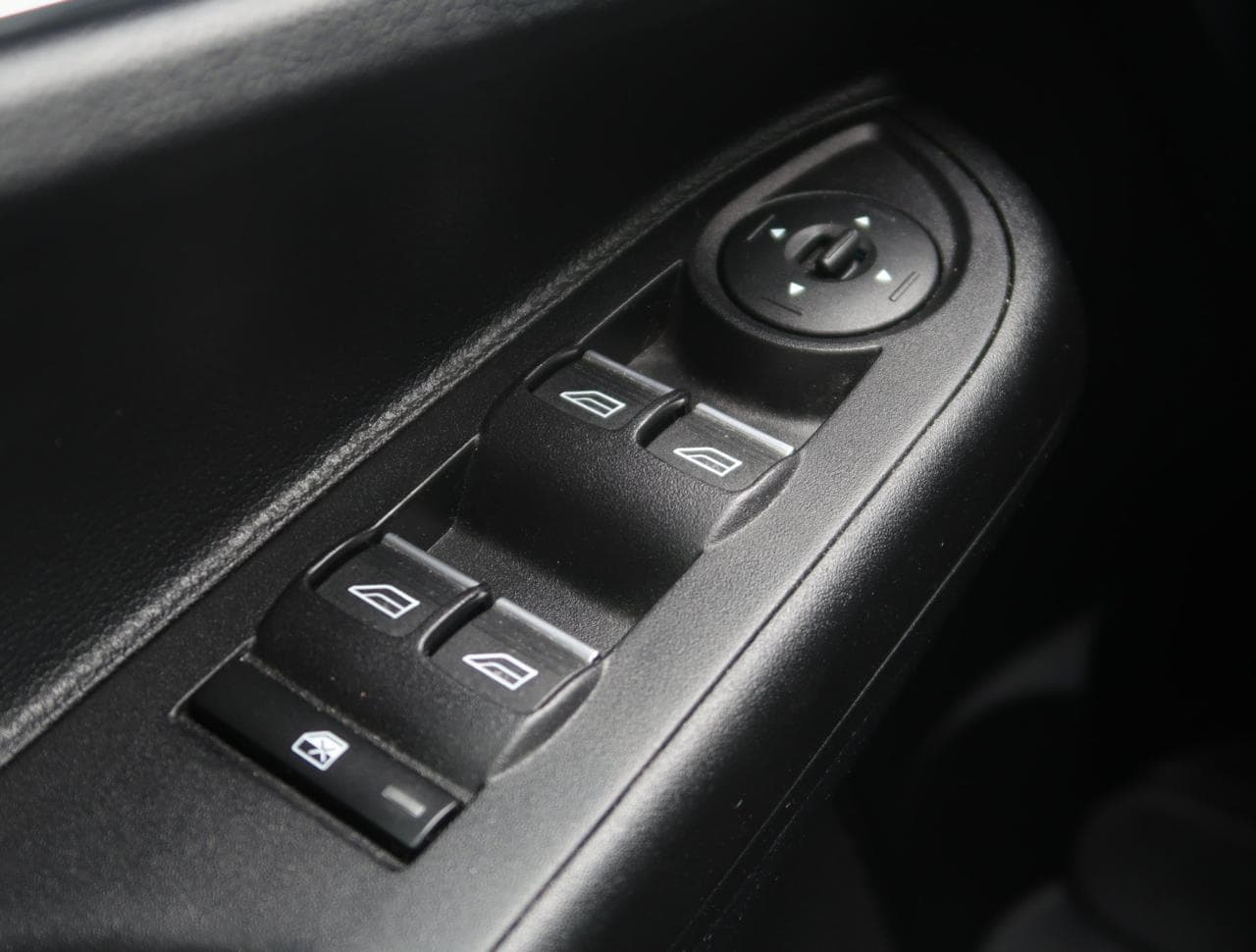2015 Ford B-MAX - 23