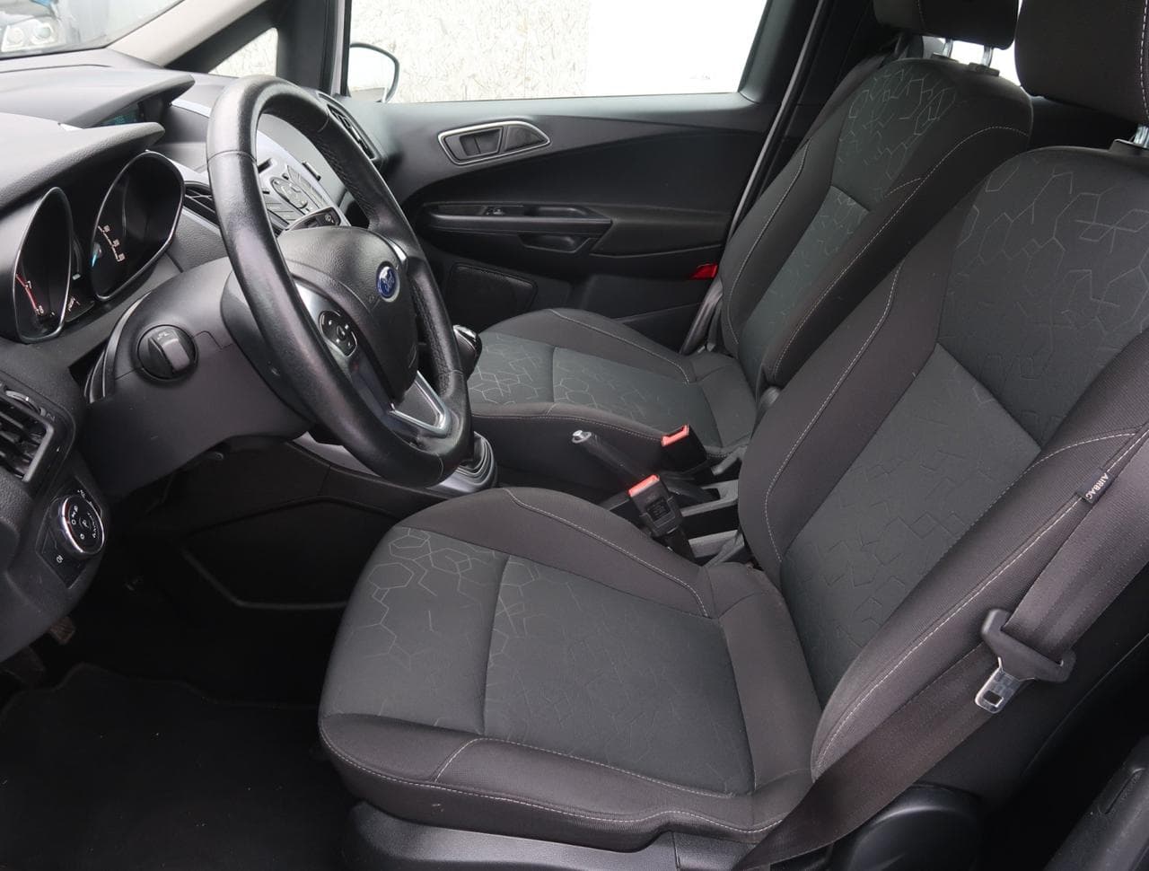 2015 Ford B-MAX - 16