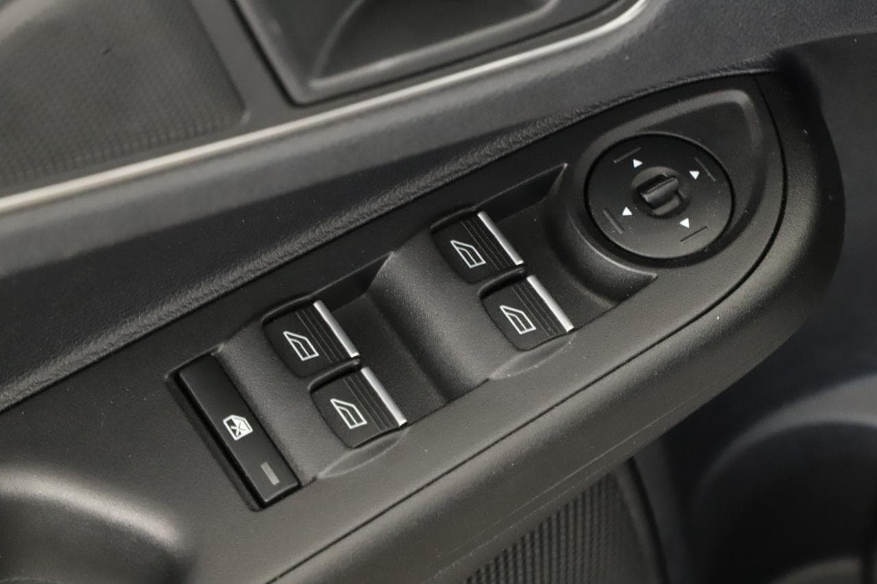 2015 Ford B-MAX - 18