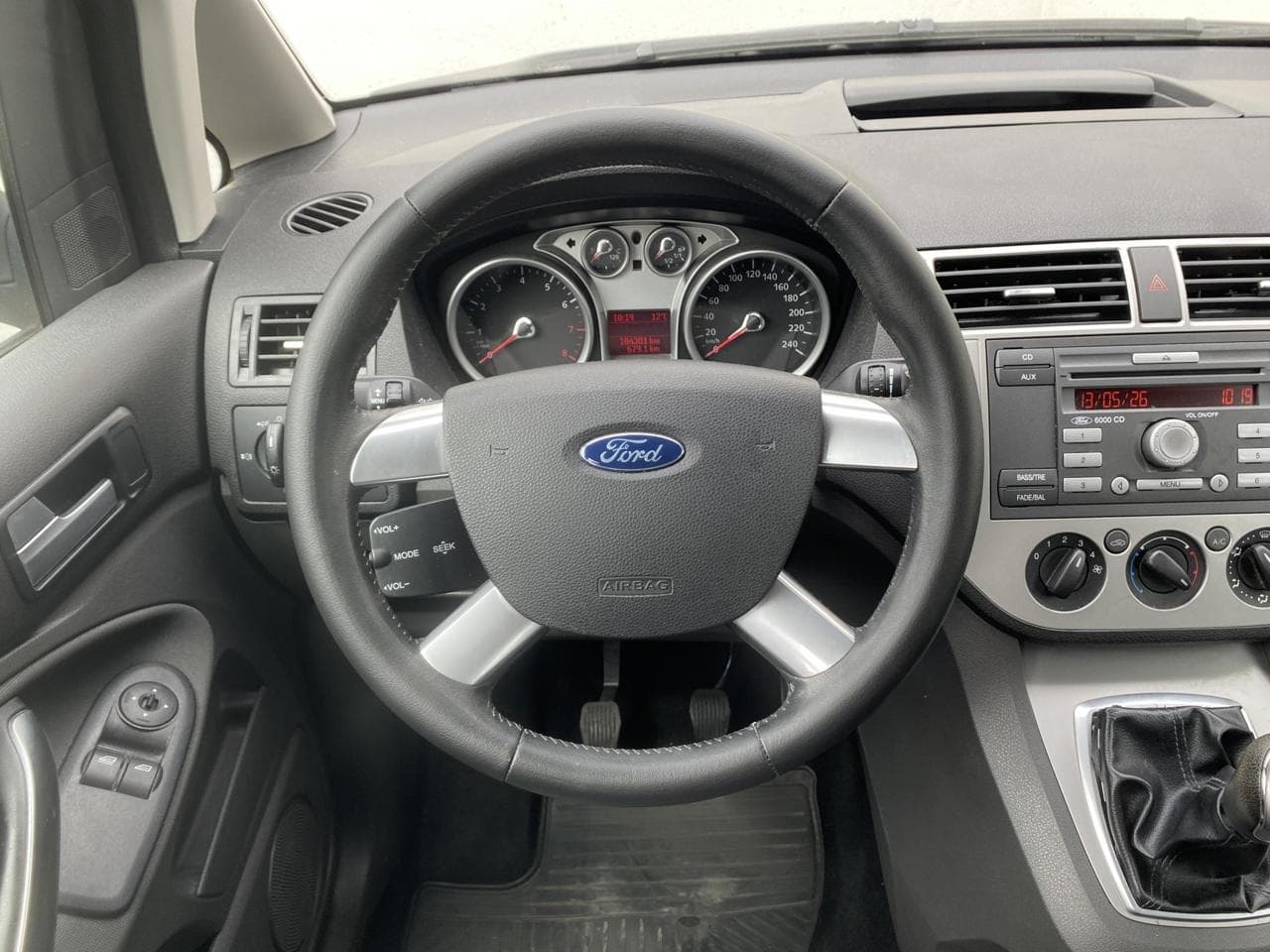 2010 Ford C-MAX - 19