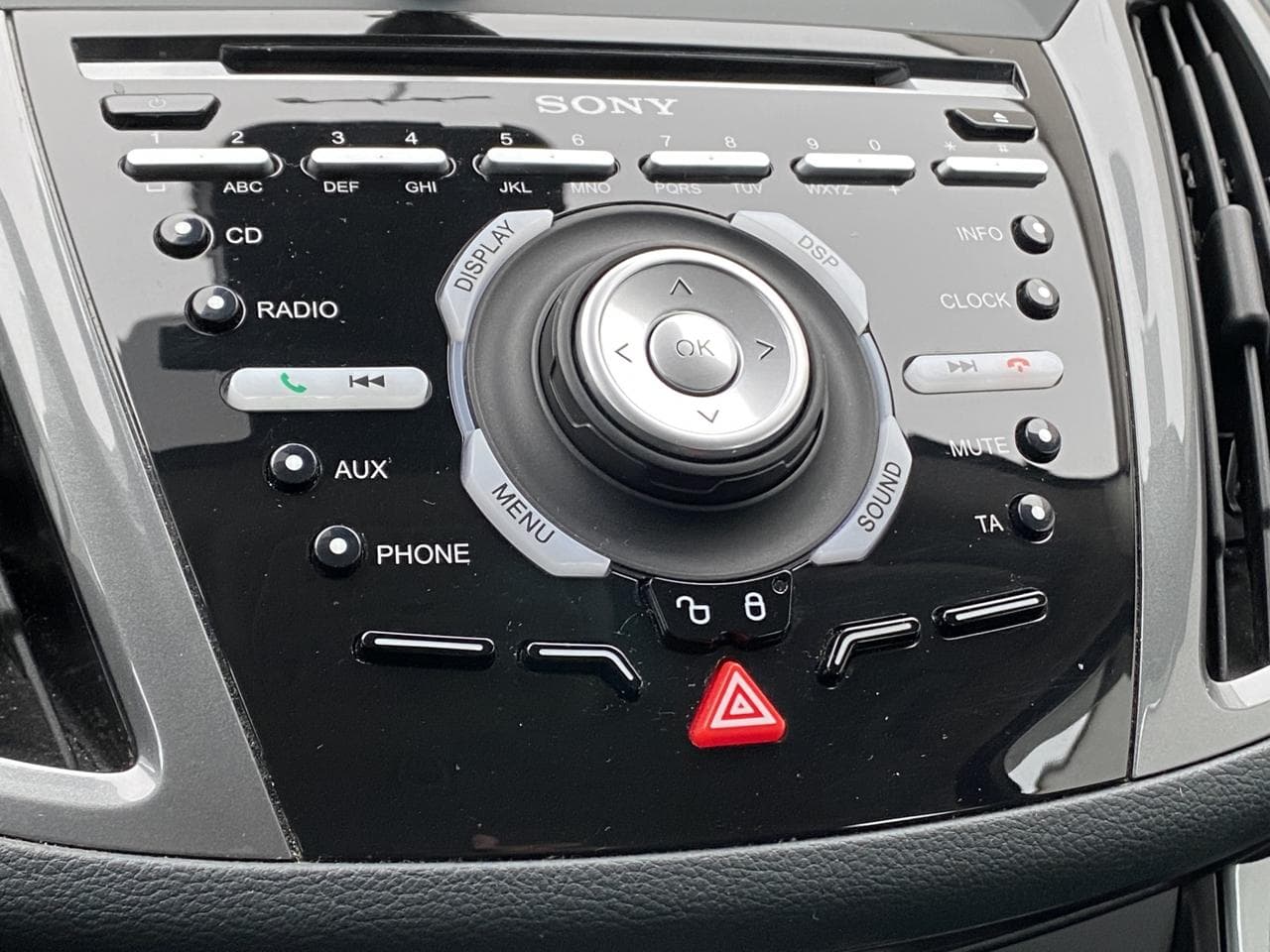 2013 Ford C-MAX - 17