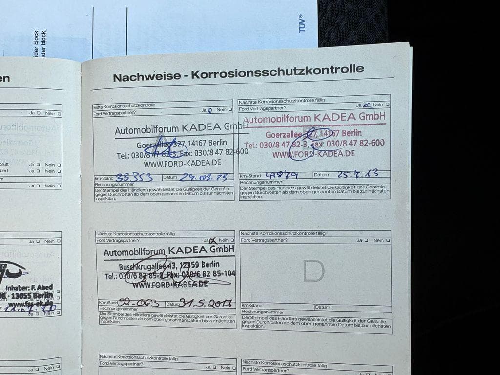 2010 Ford C-Max - 17