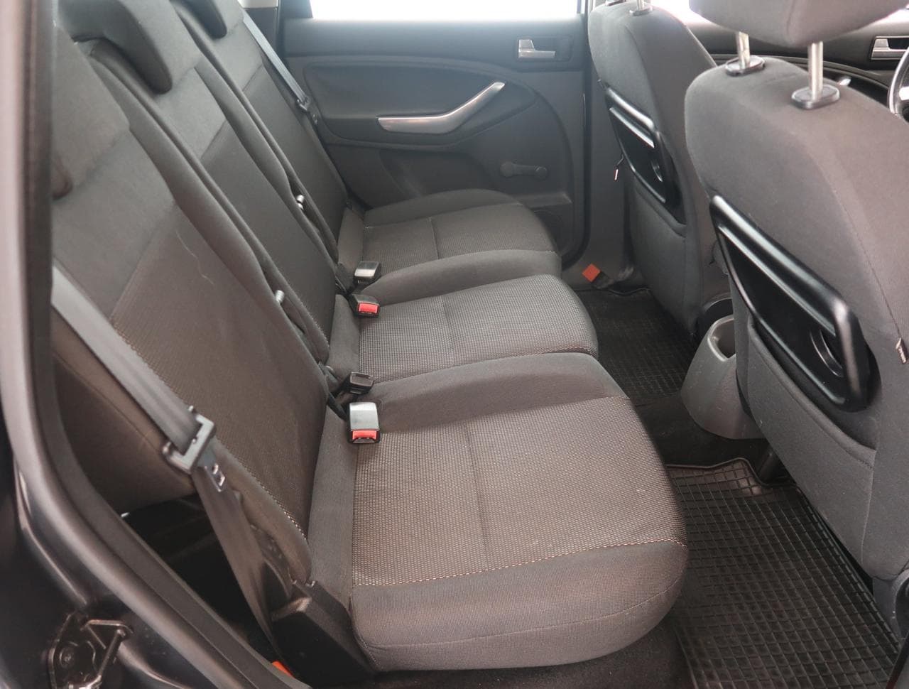 2009 Ford C-Max - 13