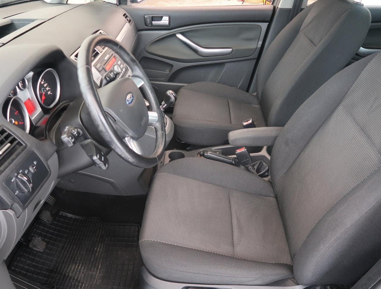 2009 Ford C-Max - 16