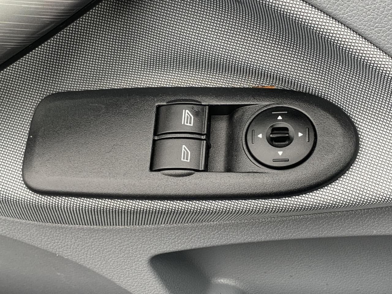 2007 Ford C-MAX - 18