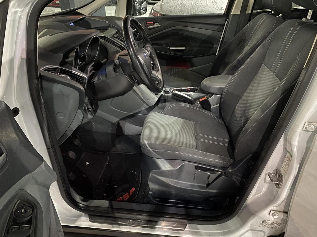 2014 Ford C-MAX - 9