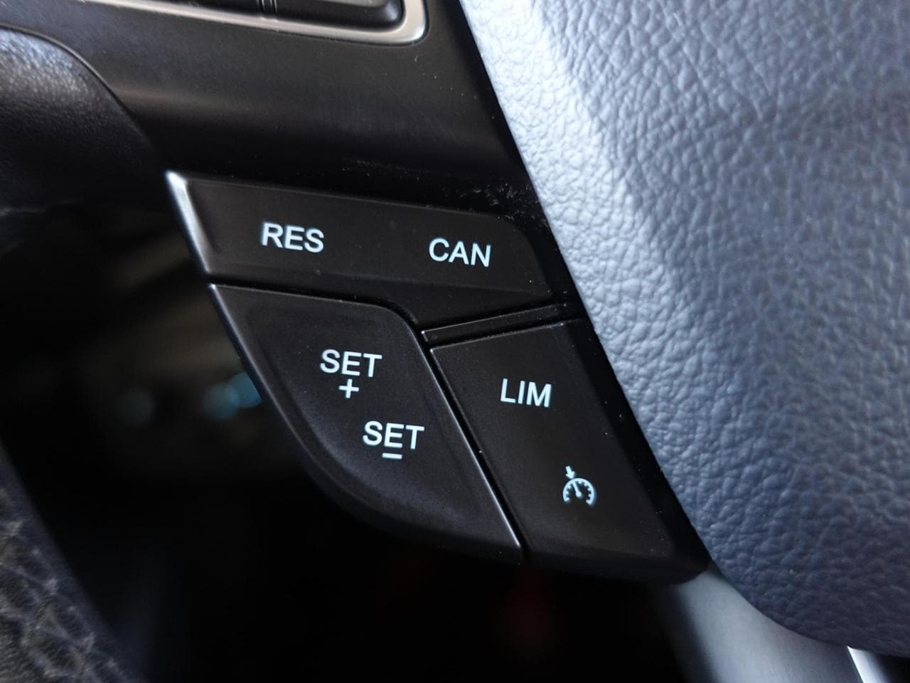 2018 Ford C-Max - 17