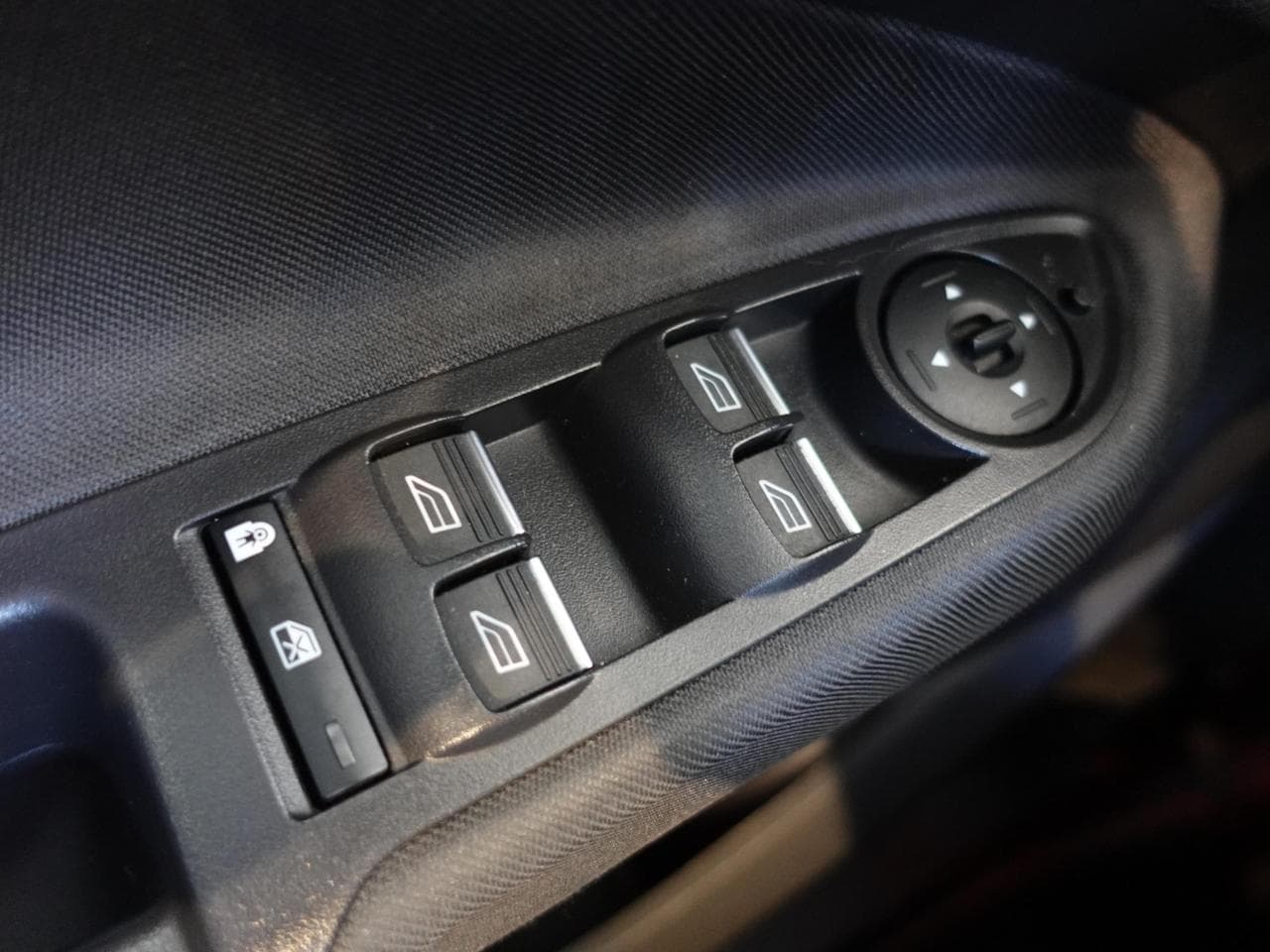 2018 Ford C-Max - 14