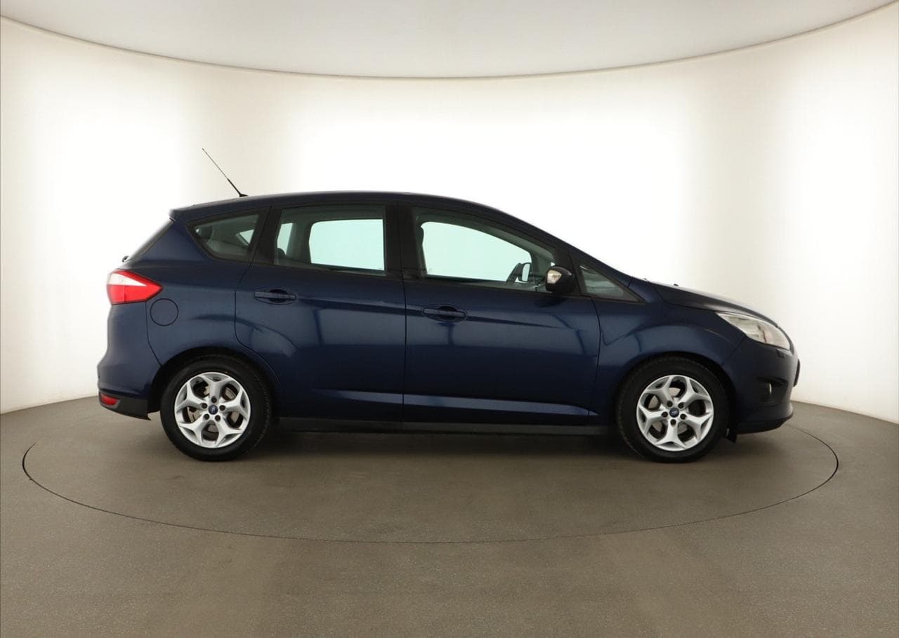 2011 Ford C-Max - 8