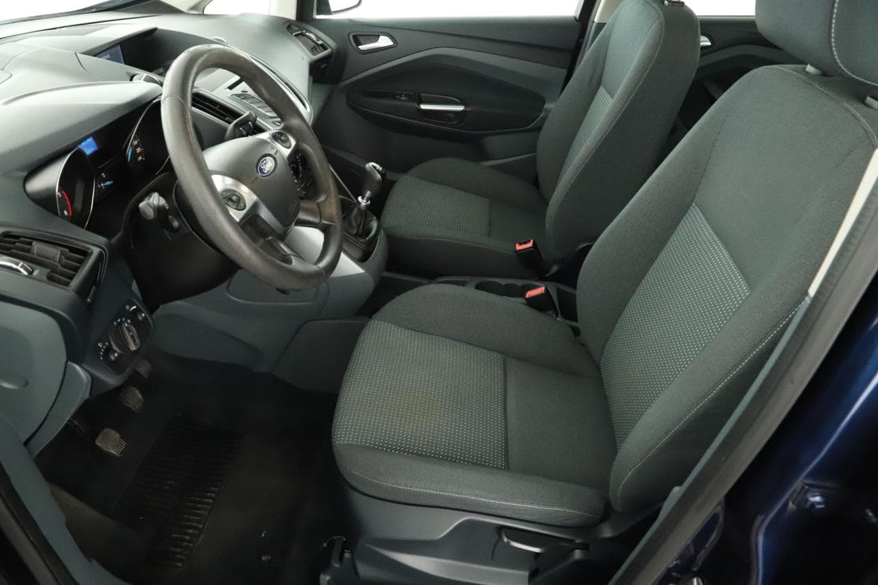 2011 Ford C-Max - 13