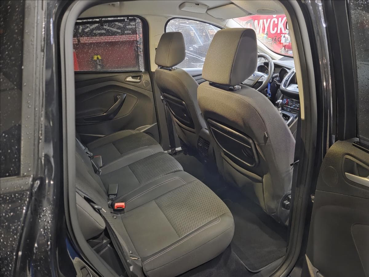 2015 Ford C-Max - 11